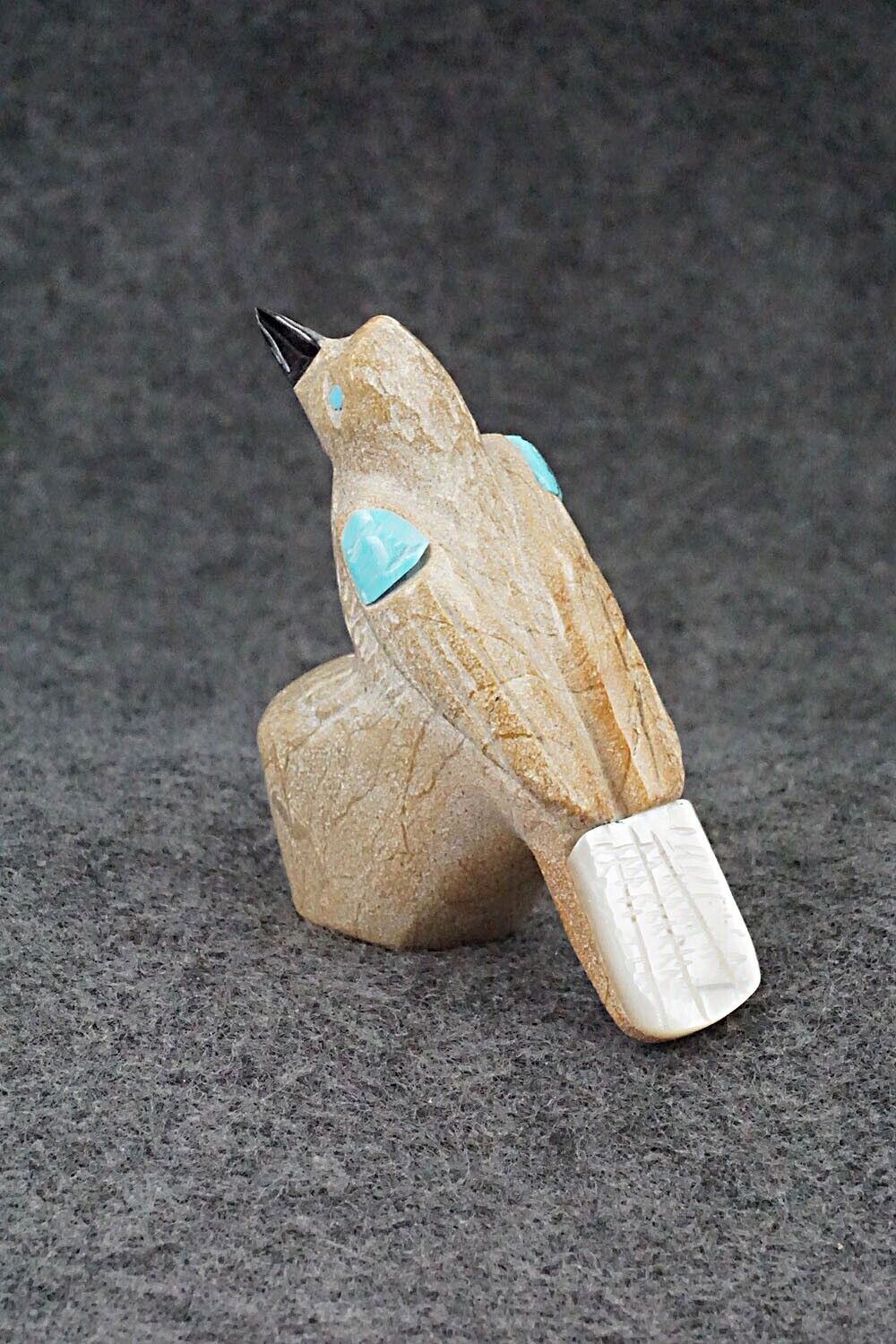 Bird Zuni Fetish Carving - Freddie Leekya