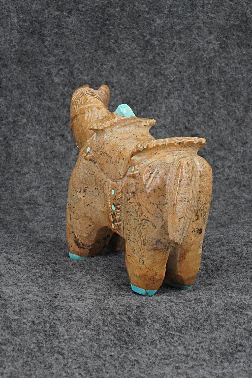 Horse Zuni Fetish Carving - Freddie Leekya