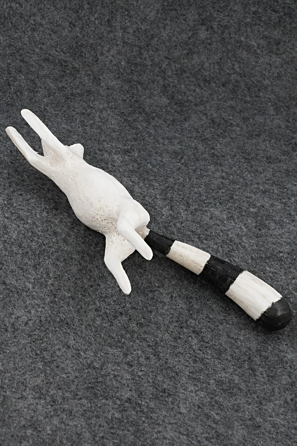 Raccoon Zuni Fetish Carving - Ruben Najera