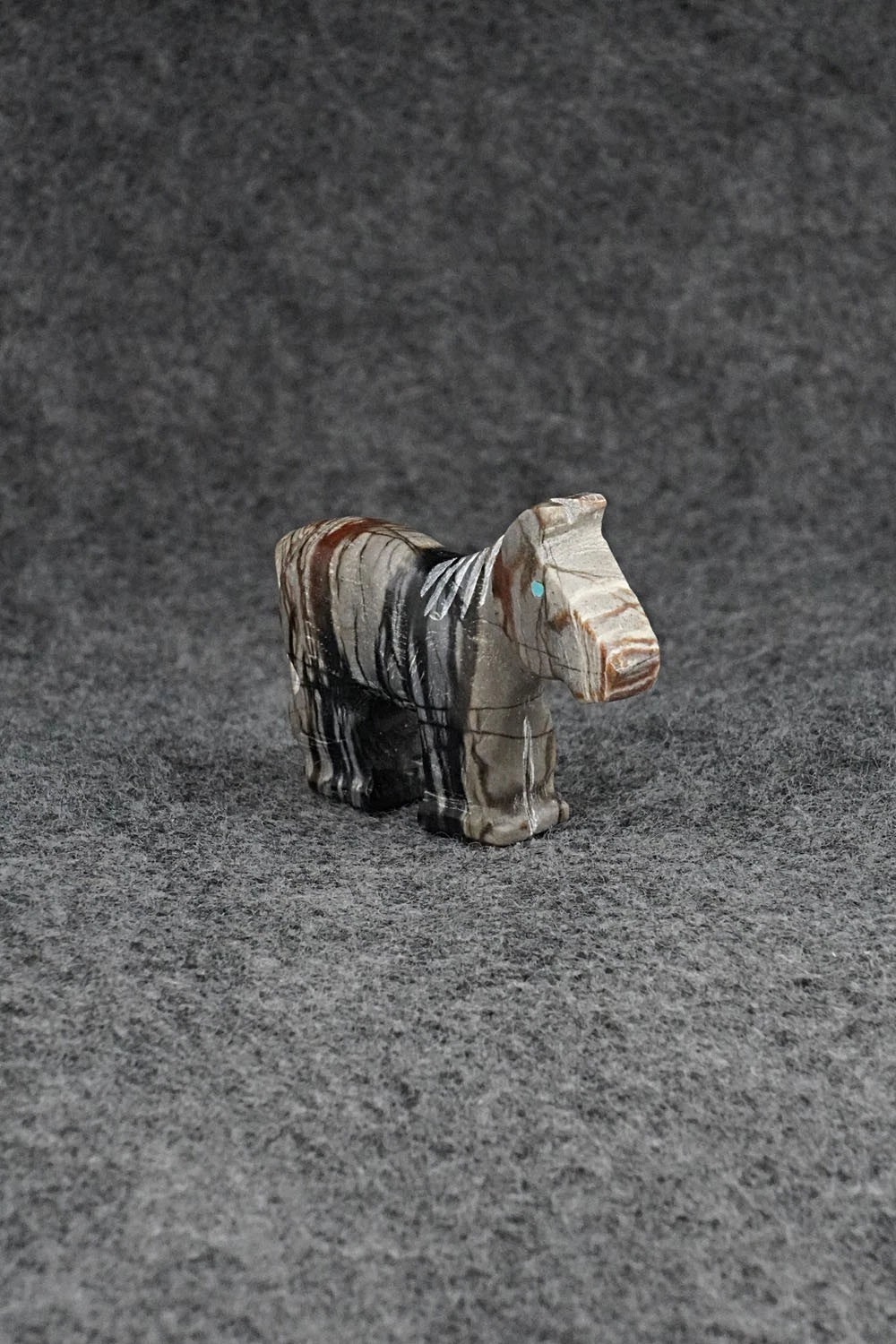 Horse Zuni Fetish Carving - Carol Martin