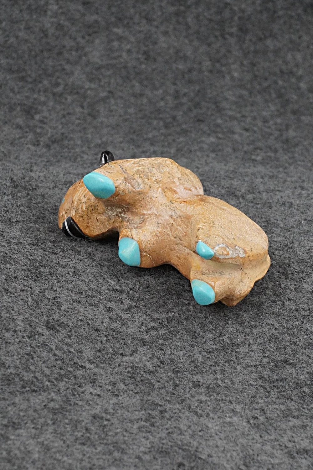 Buffalo Zuni Fetish Carving - Freddie Leekya