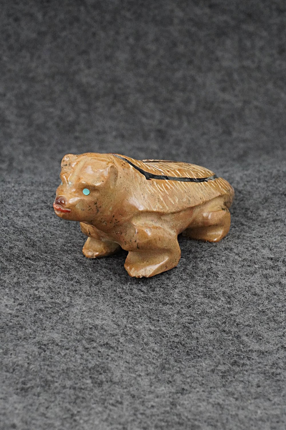 Badger Zuni Fetish Carving - Freddie Leekya