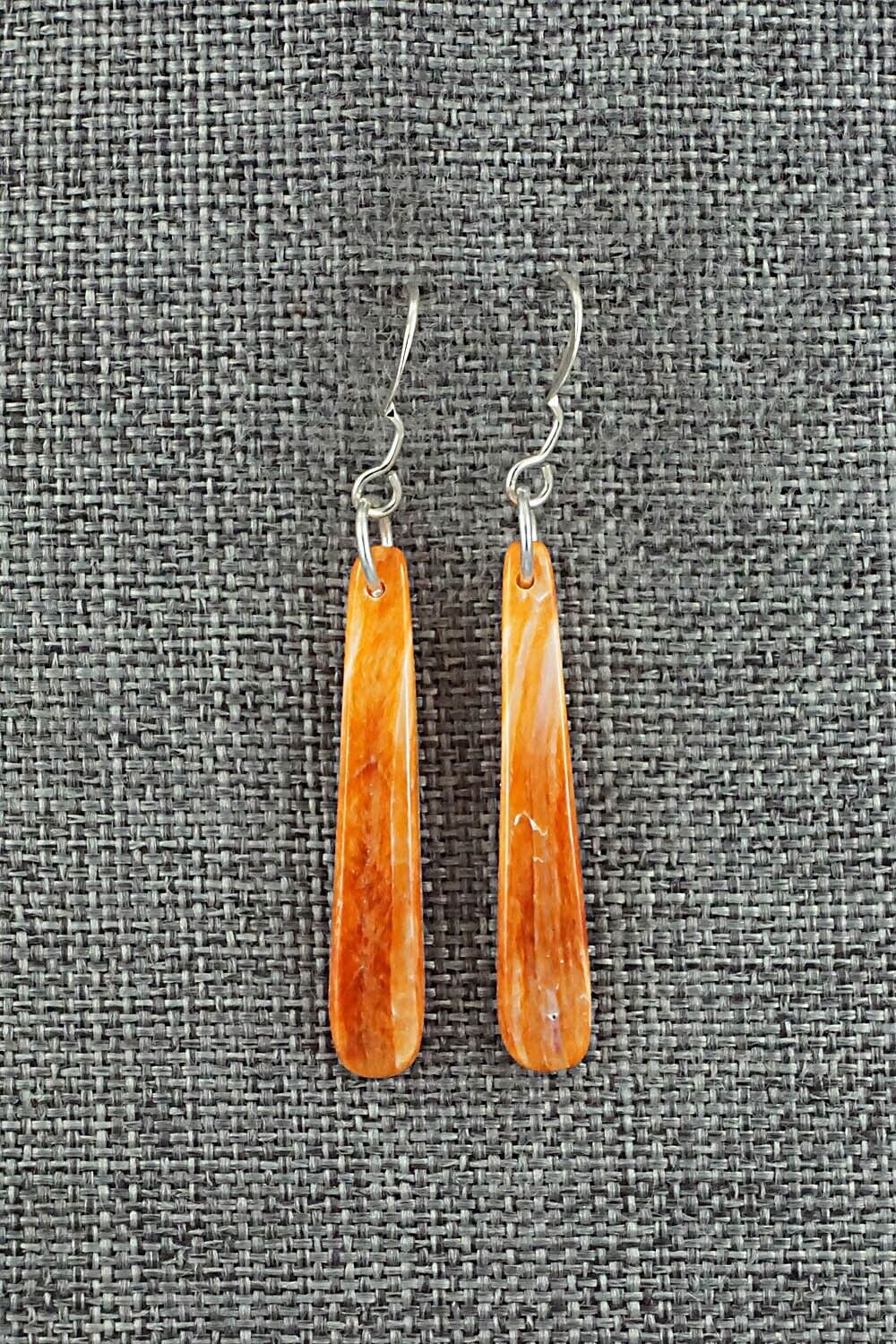 Spiny Oyster & Sterling Silver Earrings - Jesus Espino