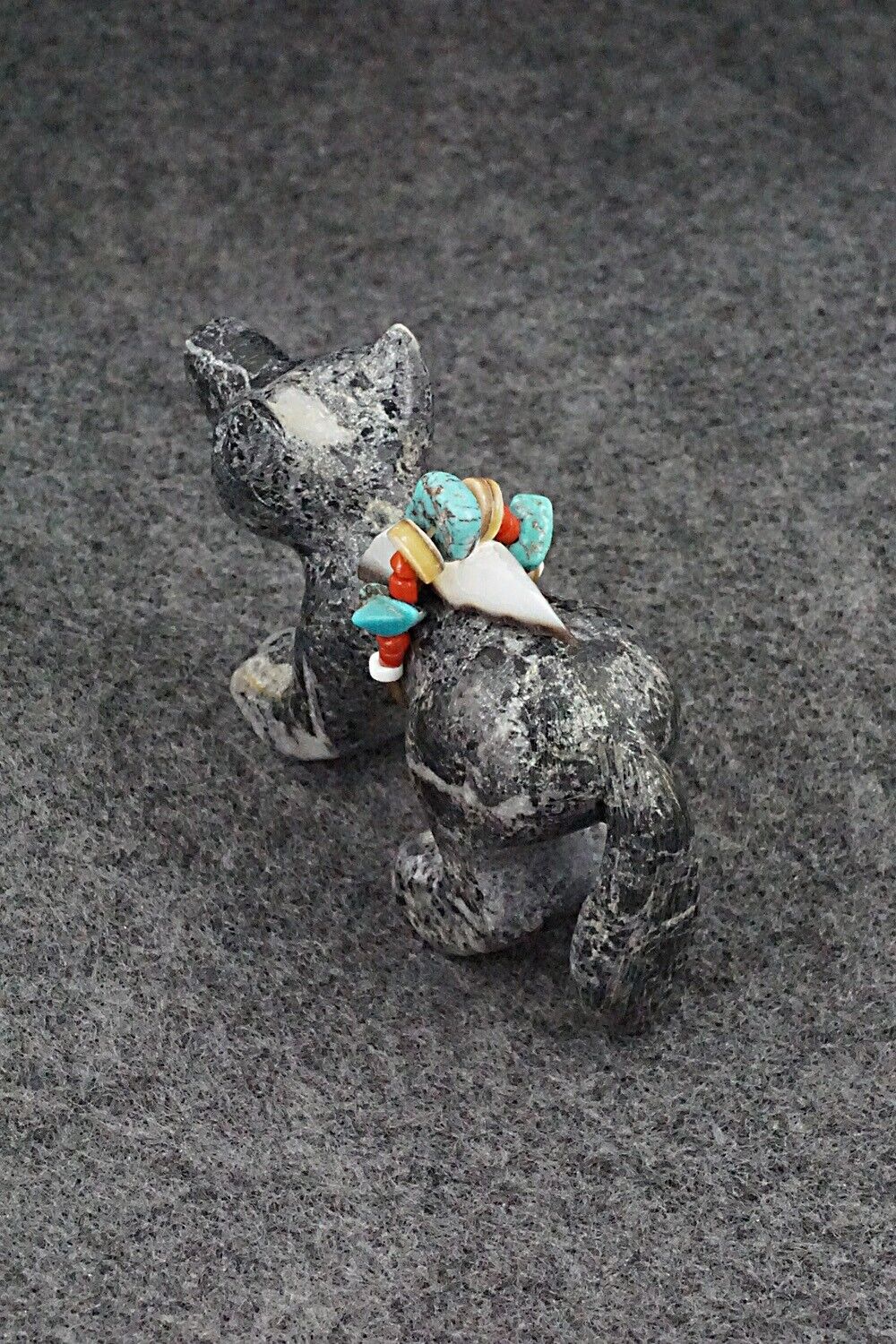Wolf Zuni Fetish Carving - Douglas Martza