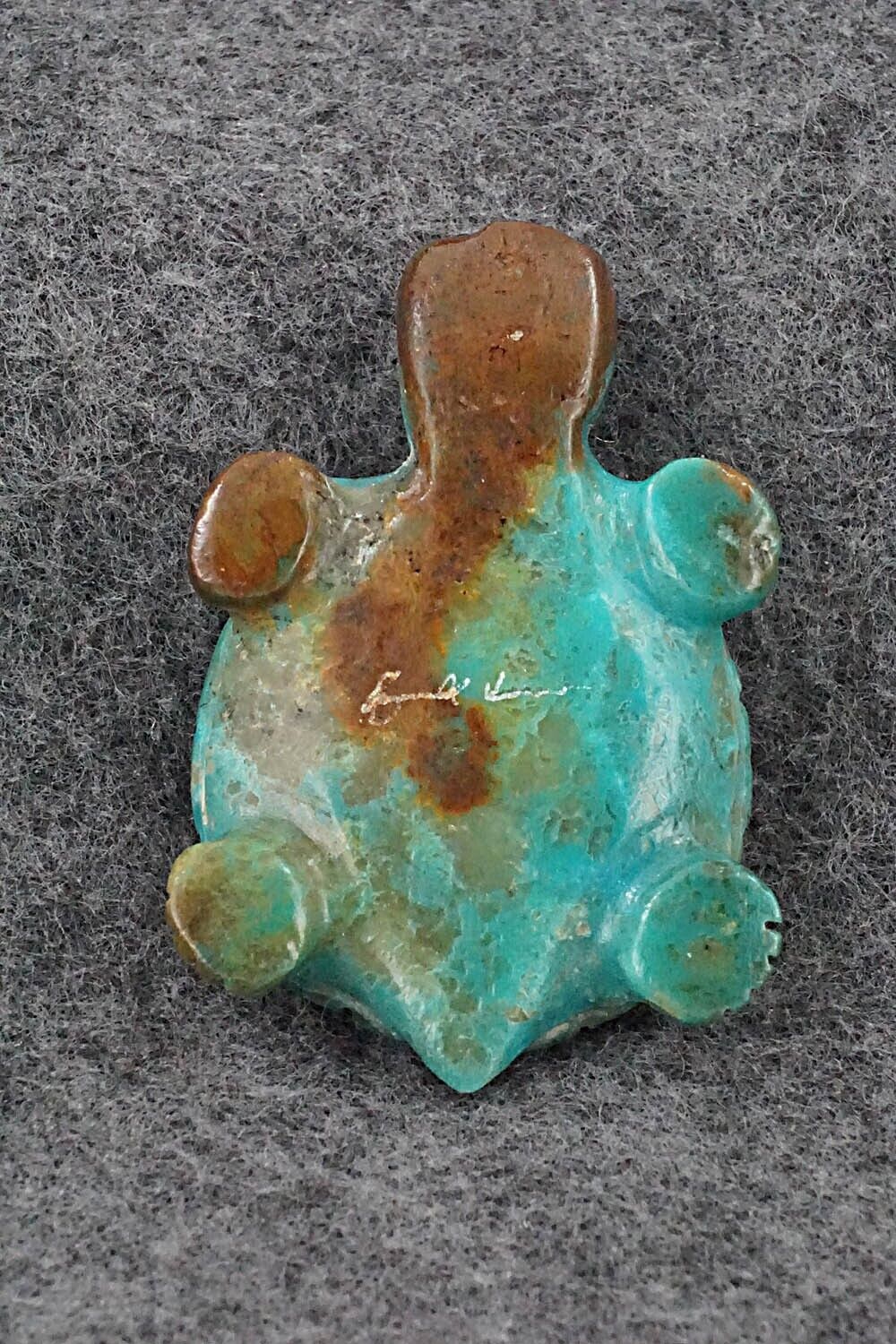 Turtle Zuni Fetish Carving - Reynold Lunasee