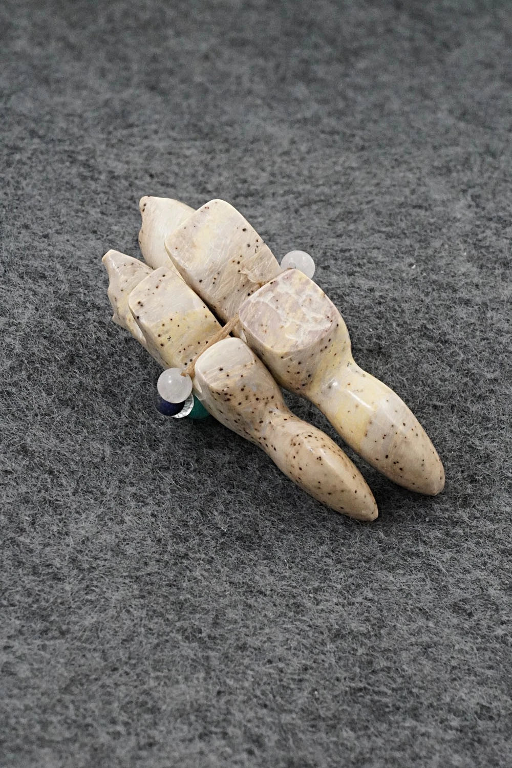 Wolf Zuni Fetish Carving - Cheryl Beyuka