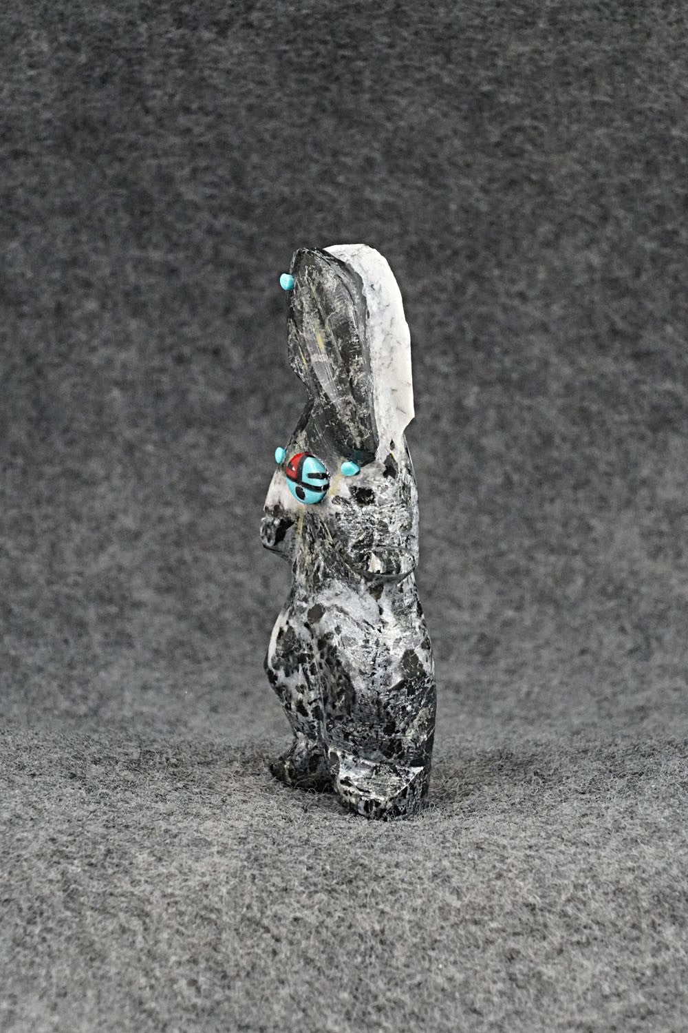 Rabbit Zuni Fetish Carving - Dannette Laate