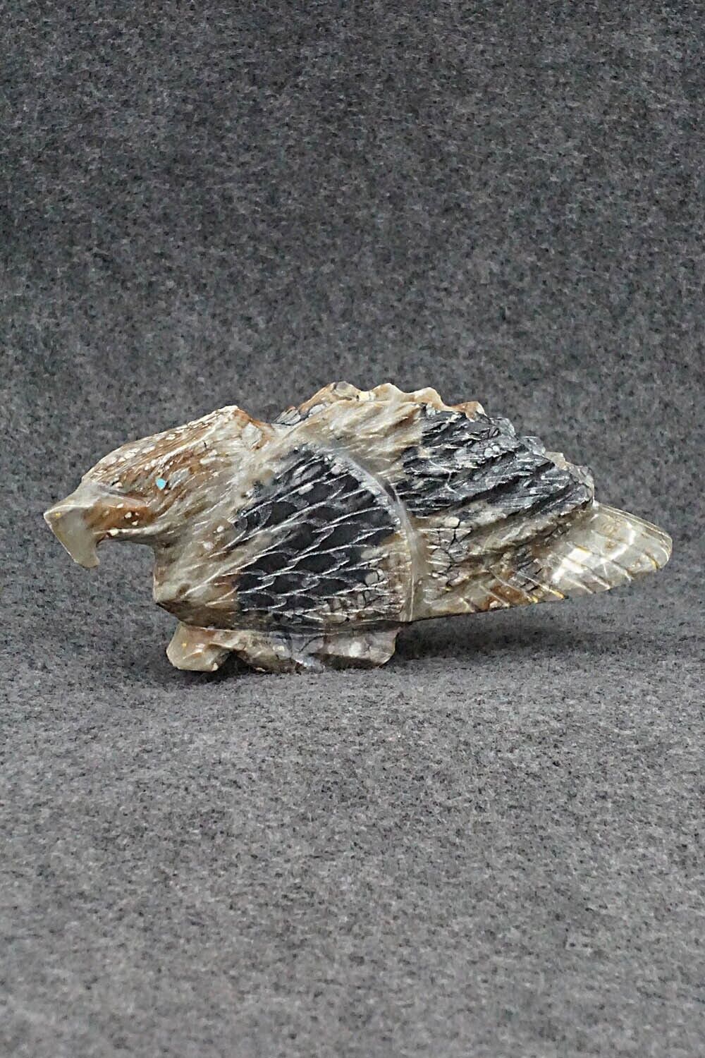 Eagle Zuni Fetish Carving - Tony Mackel
