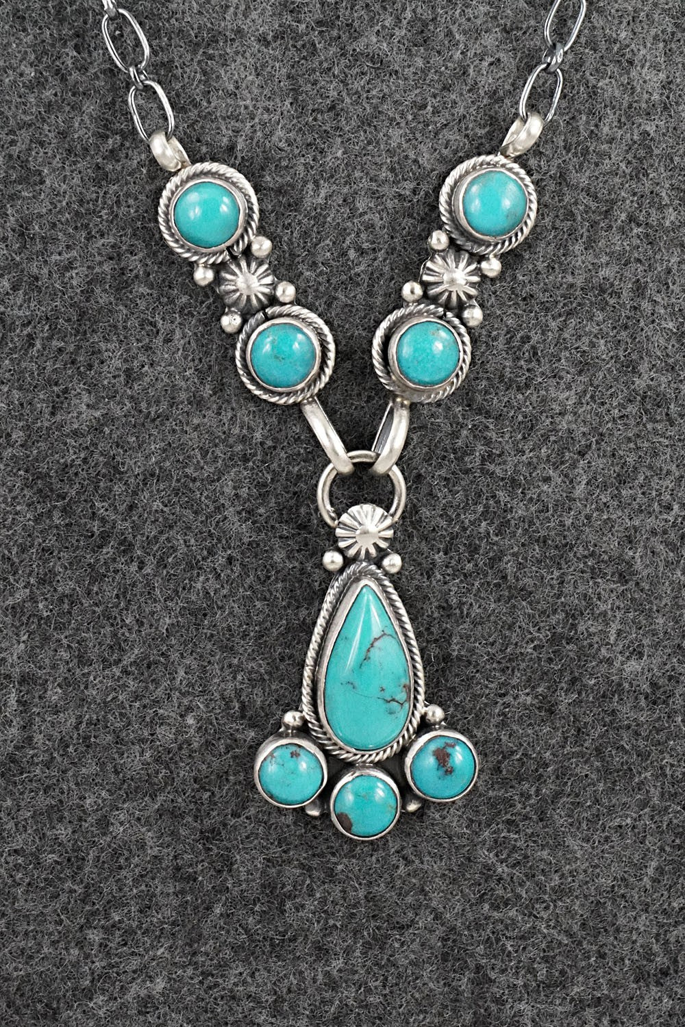 Turquoise & Sterling Silver Necklace - Verley Betone