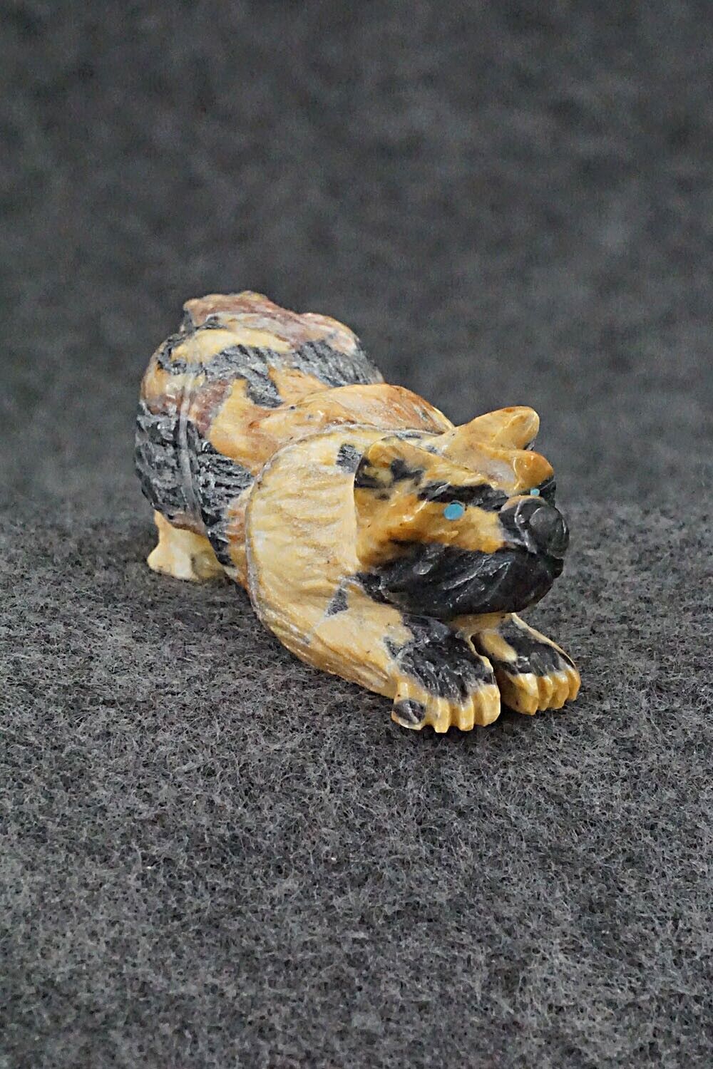 Wolf Zuni Fetish Carving - Tony Mackel