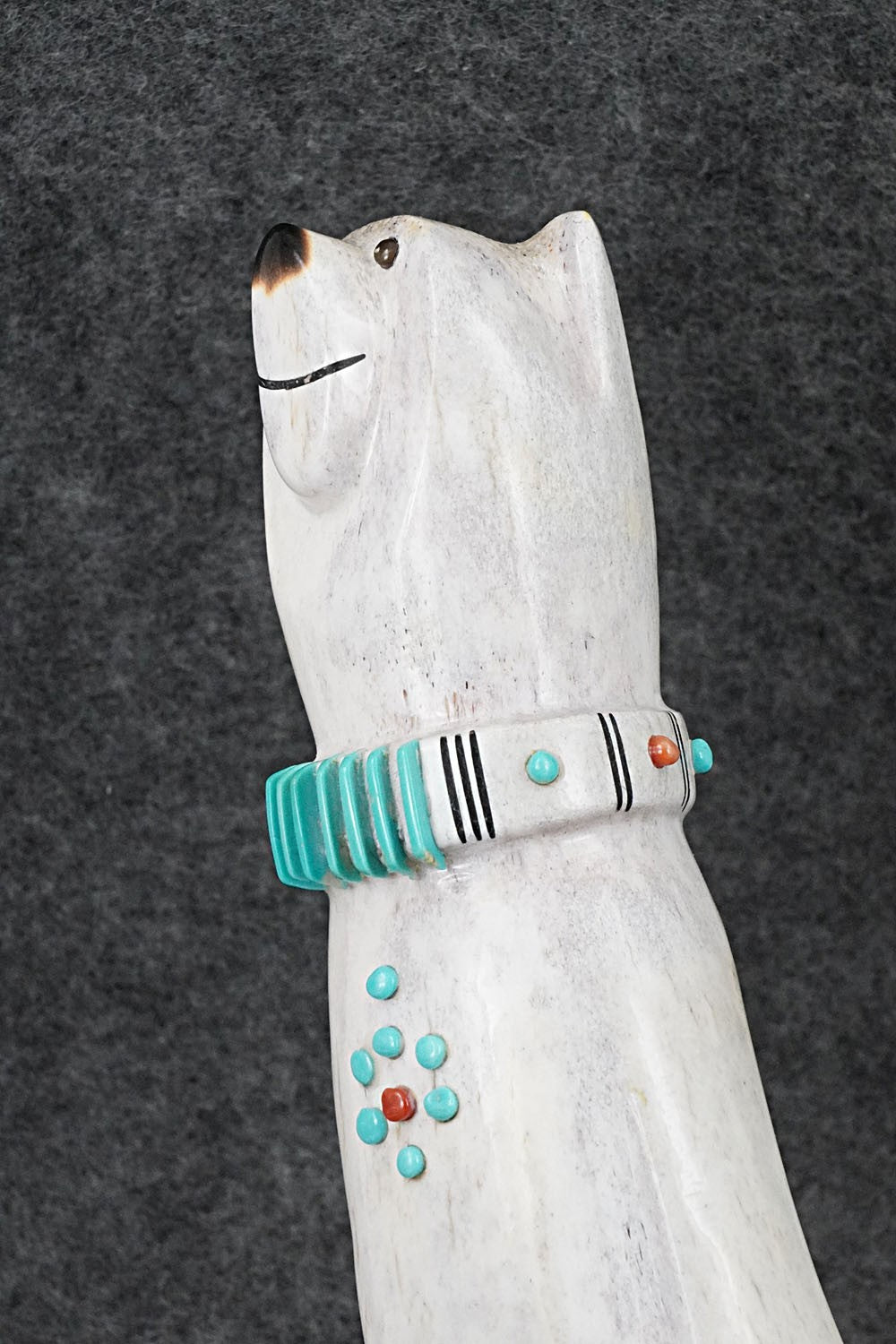 Dancing Bear Zuni Fetish Carving - Claudia Peina