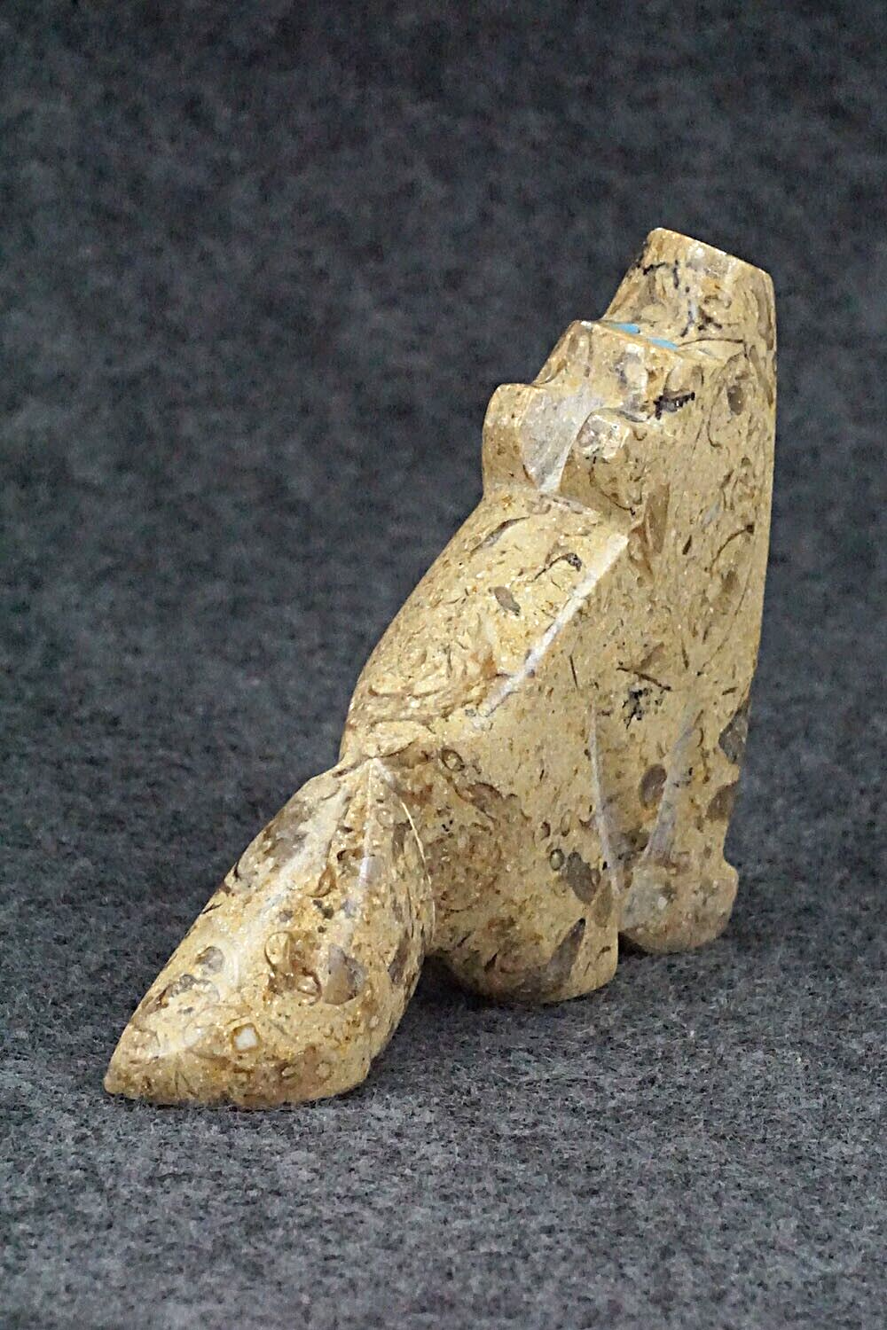 Wolf Zuni Fetish Carving - Bernard Laiwakete
