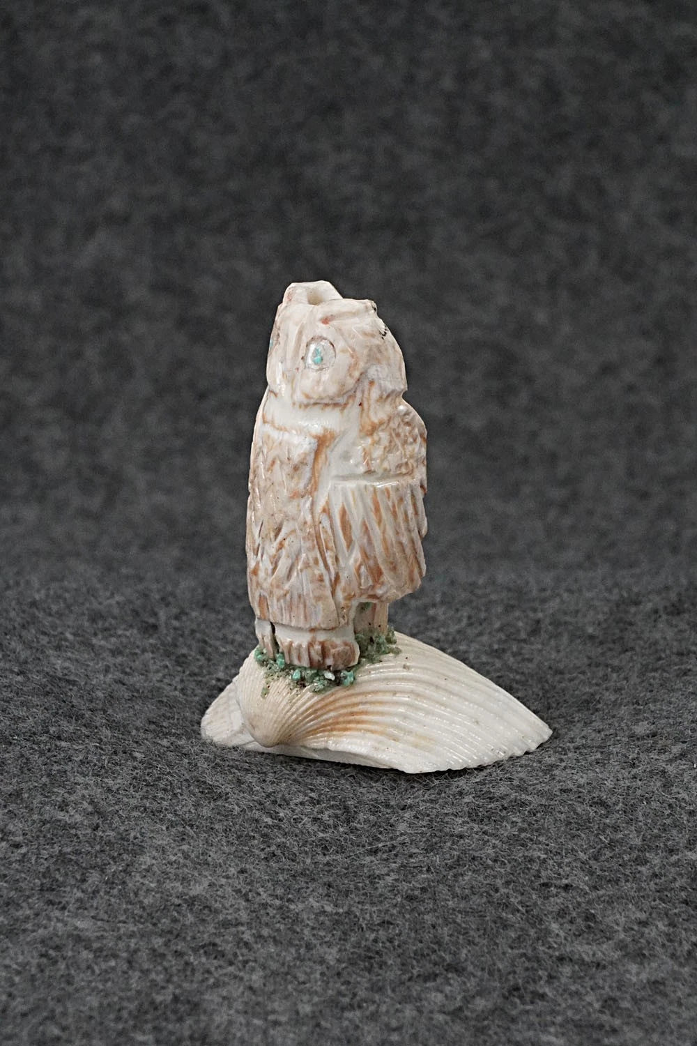 Owl Zuni Fetish Carving - Kevin Quam