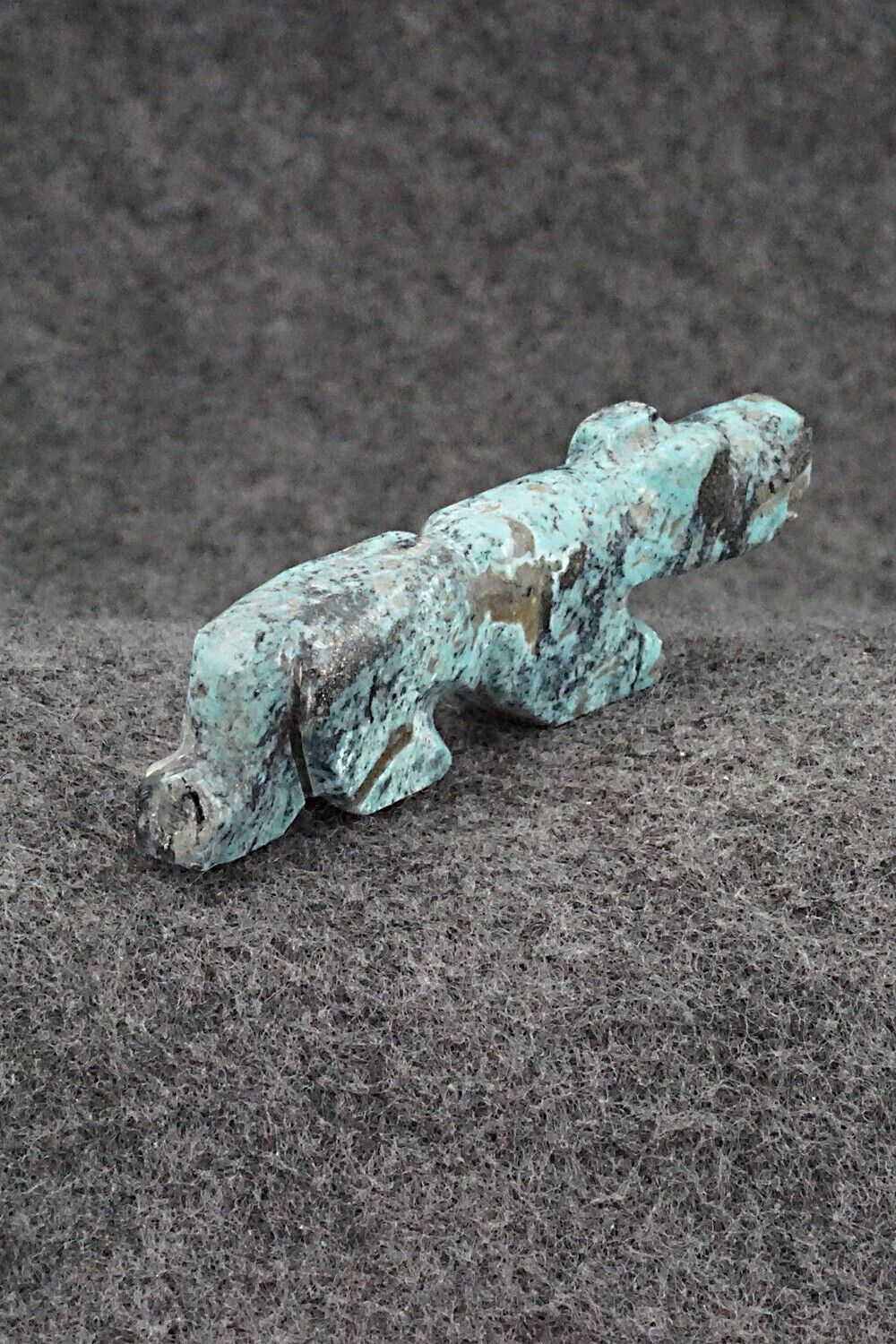 Mountain Lion Zuni Fetish Carving - Reynold Lunasee