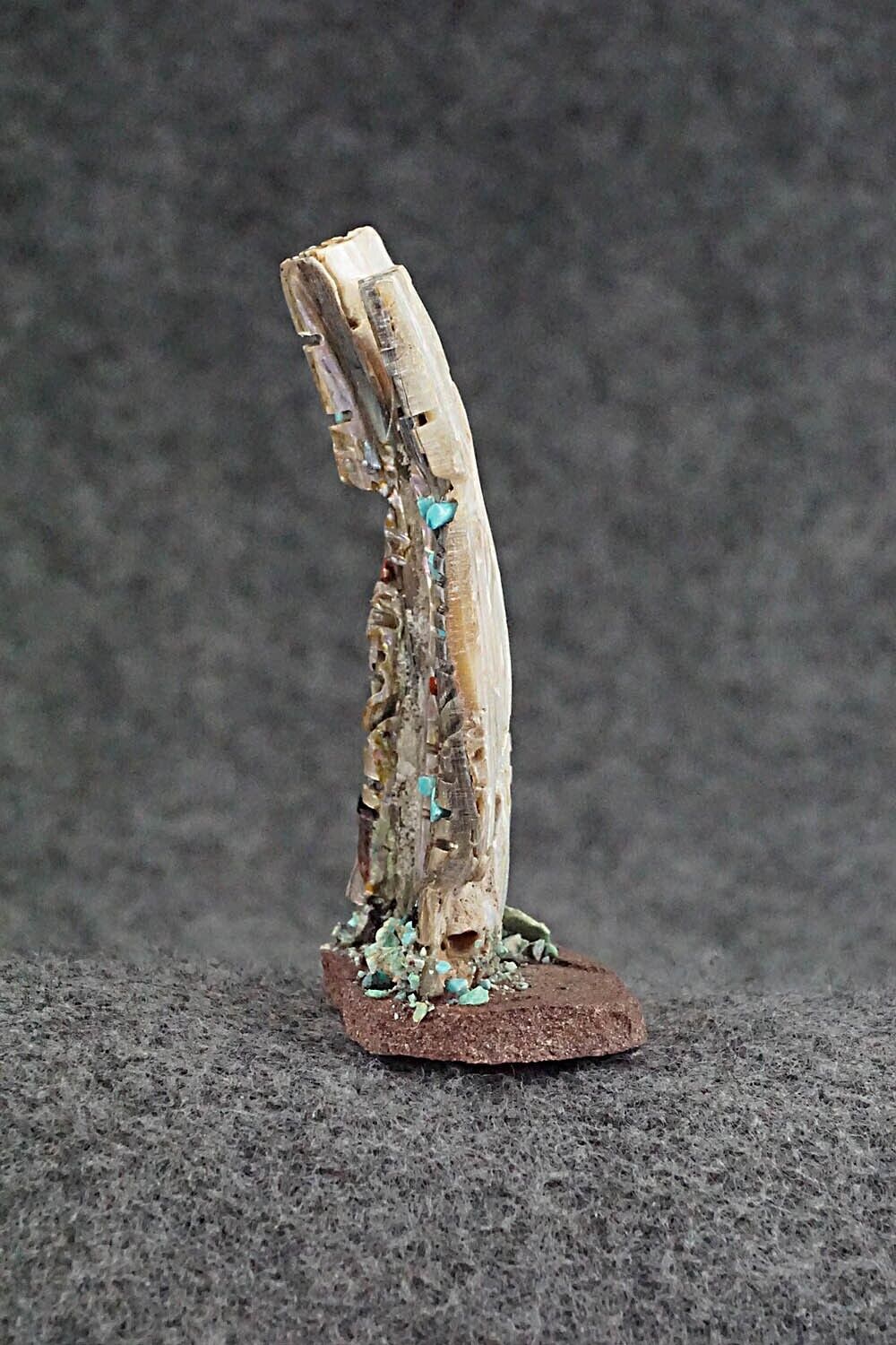 Corn Maiden Zuni Fetish Carving - Carl Etsate