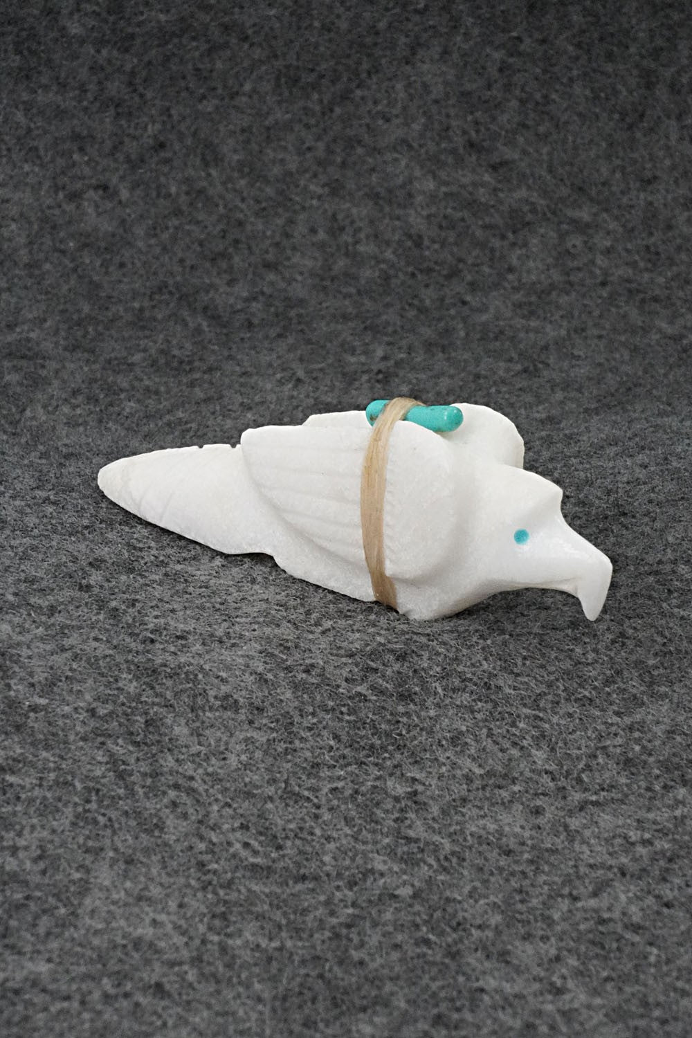 Eagle Zuni Fetish Carving - Herb Halate