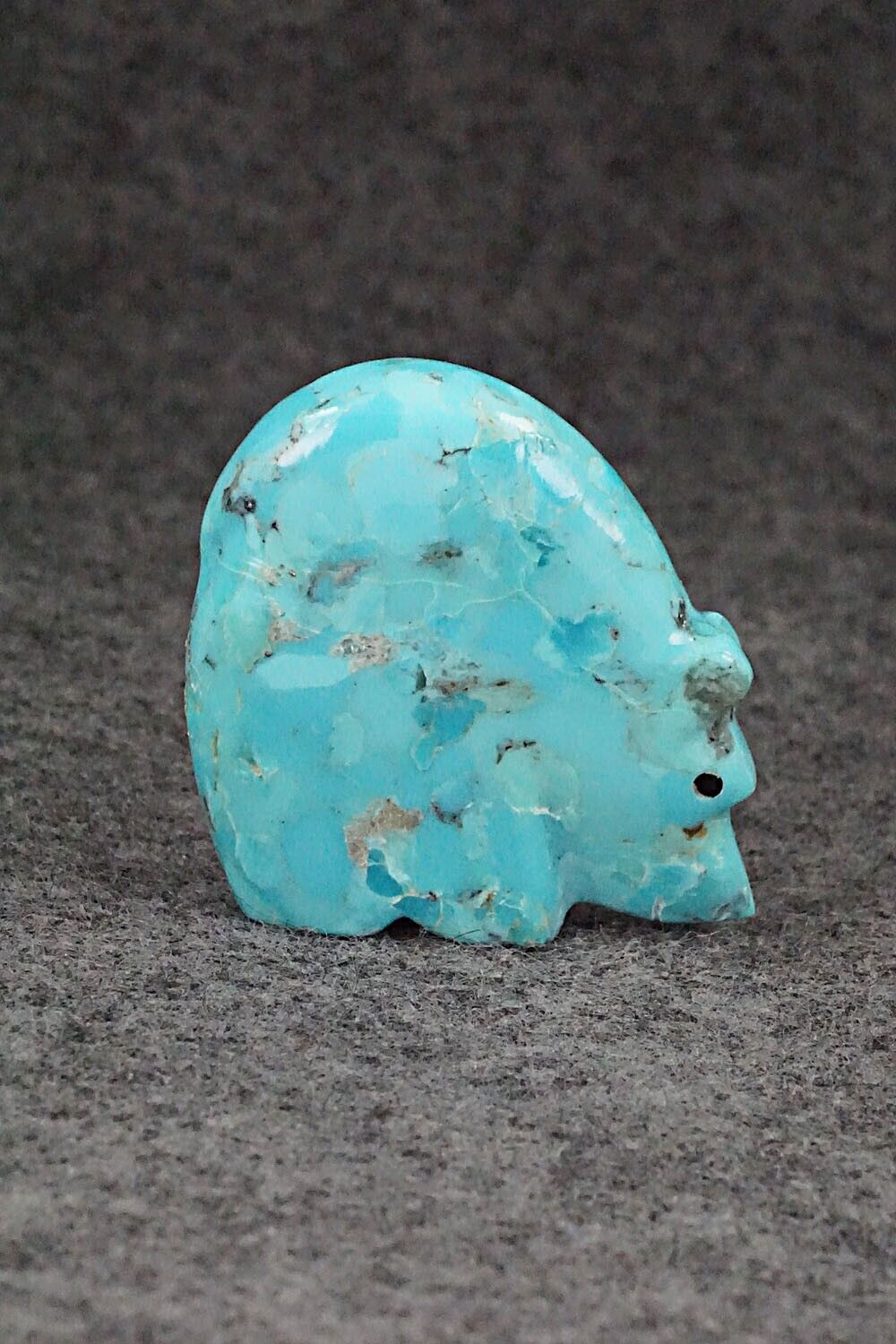 Bear Zuni Fetish Carving - Andres Lementino