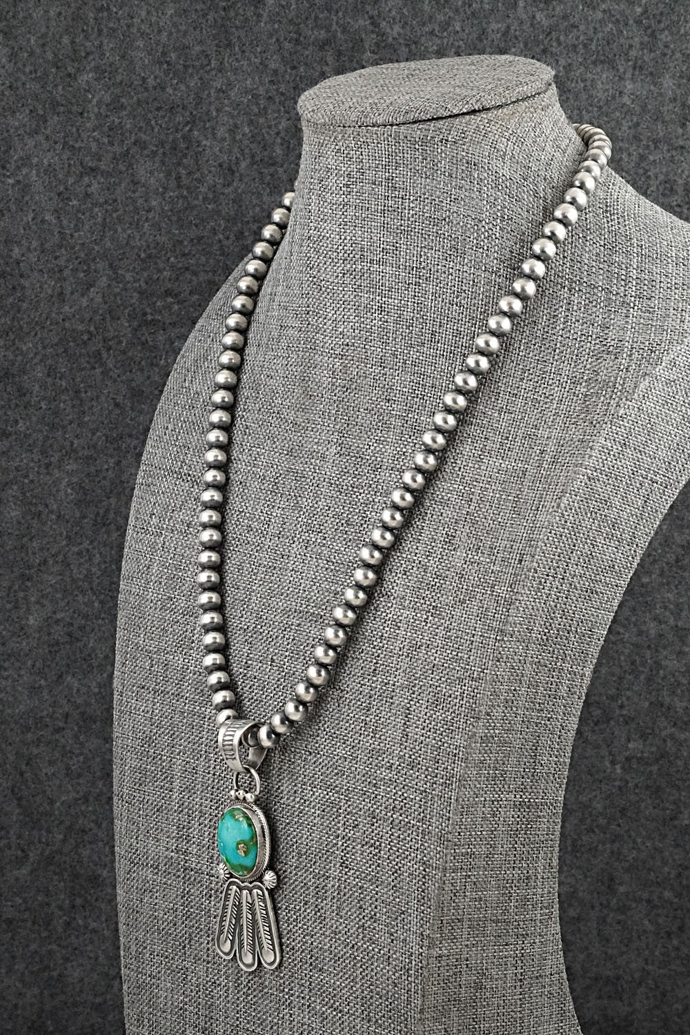 Turquoise & Sterling Silver Necklace - Verley Betone