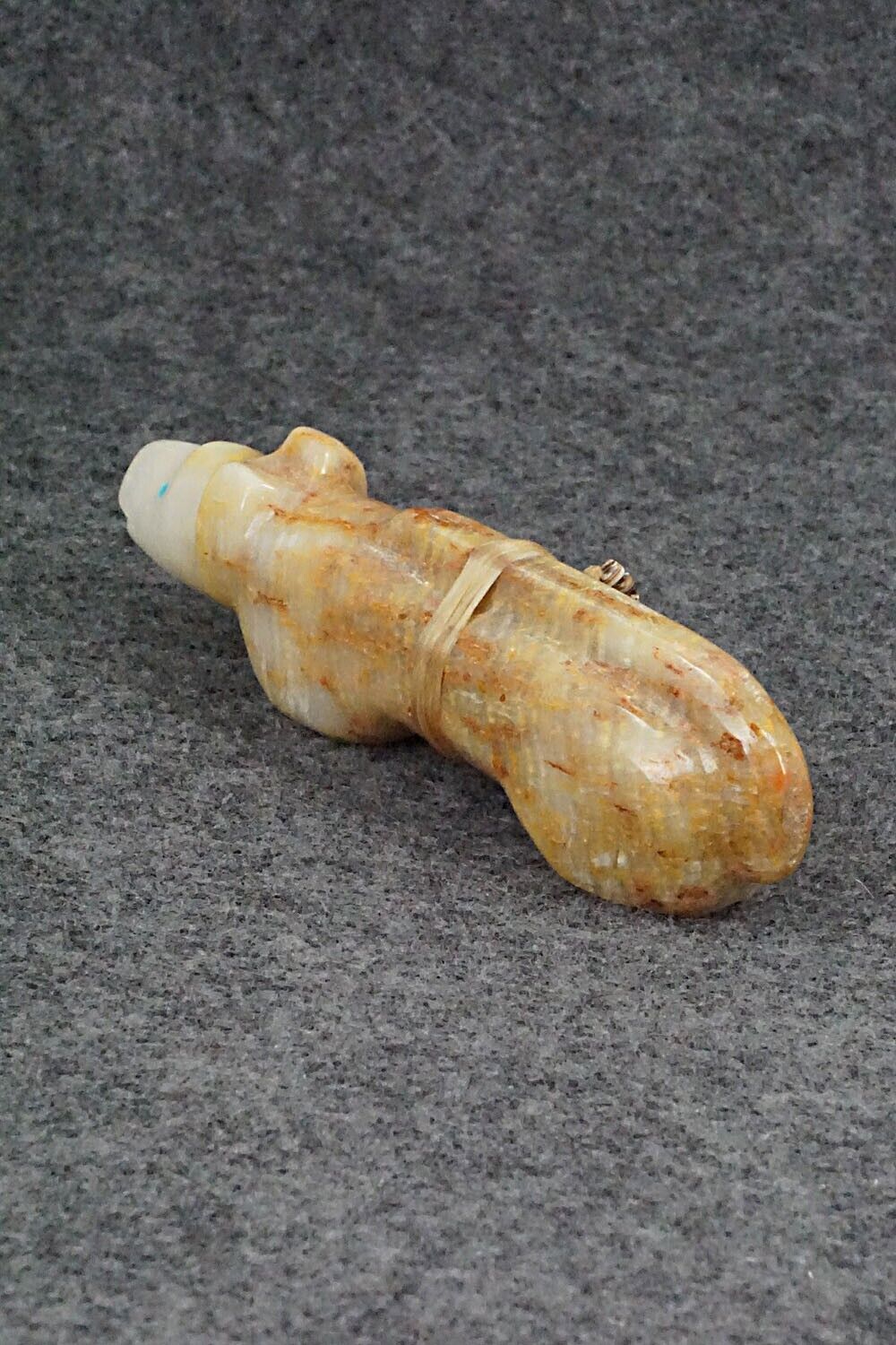 Mountain Lion Zuni Fetish Carving - Peter Gasper