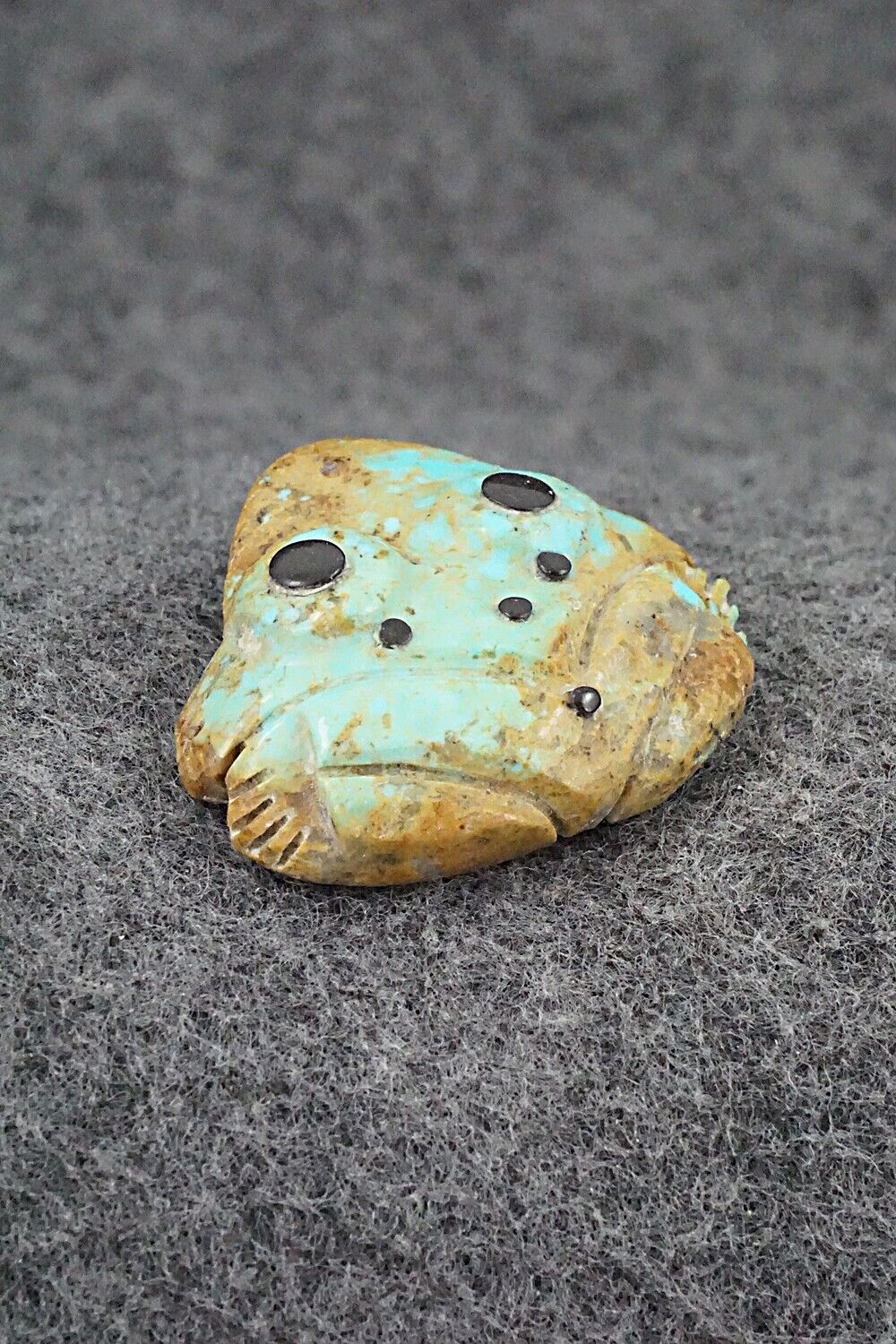 Frog Zuni Fetish Carving - Reynold Lunasee