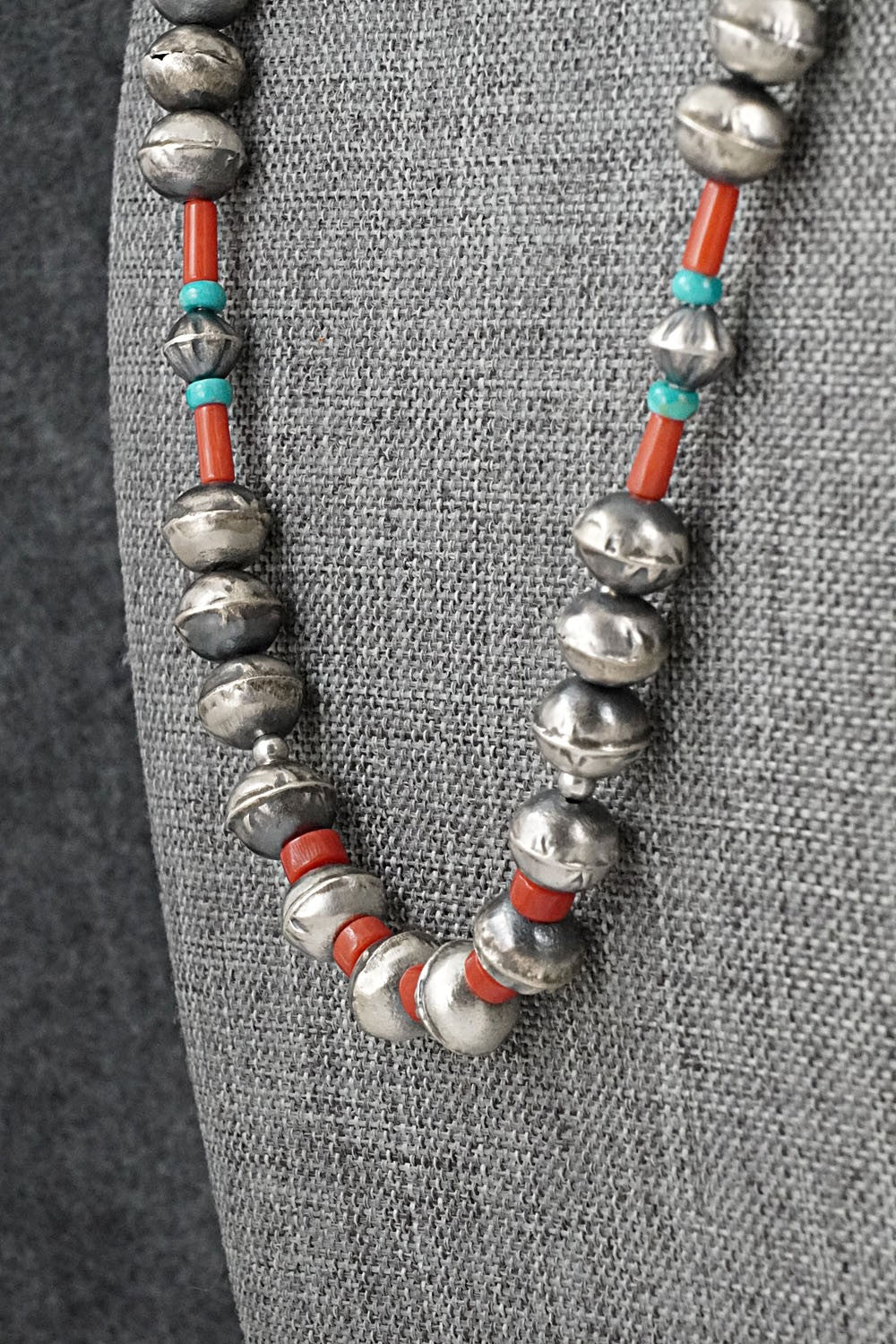 Multi-Stone & Sterling Silver Navajo Pearl Necklace 20" - Vintage