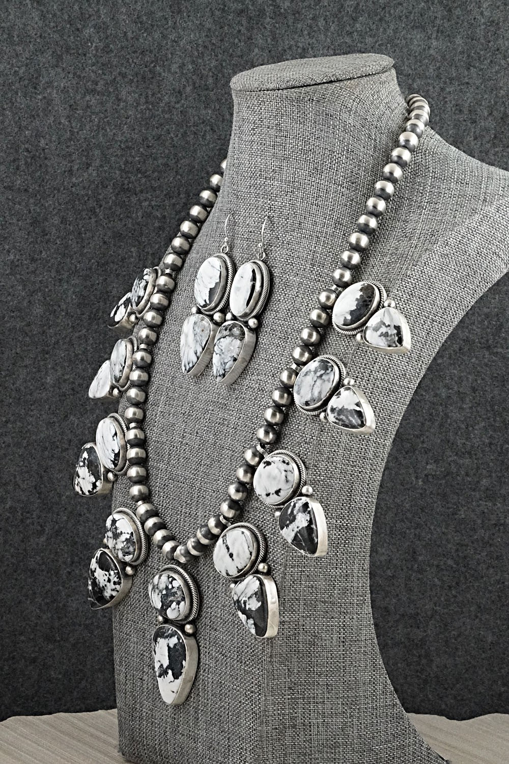 White Buffalo & Sterling Silver Necklace and Earrings Set - Mark Yazzie
