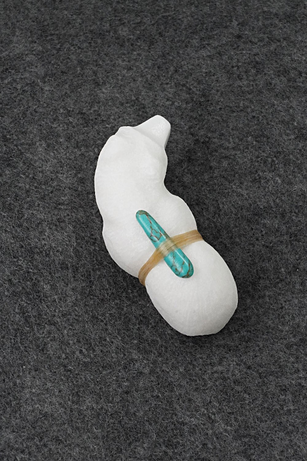 Bear Zuni Fetish Carving - Herb Halate