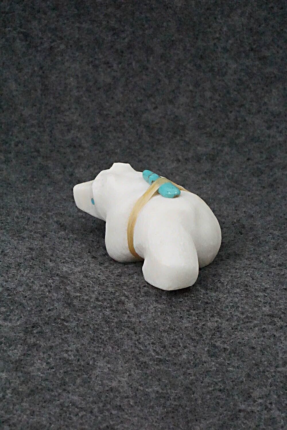 Bear Zuni Fetish Carving - Herbert Halate