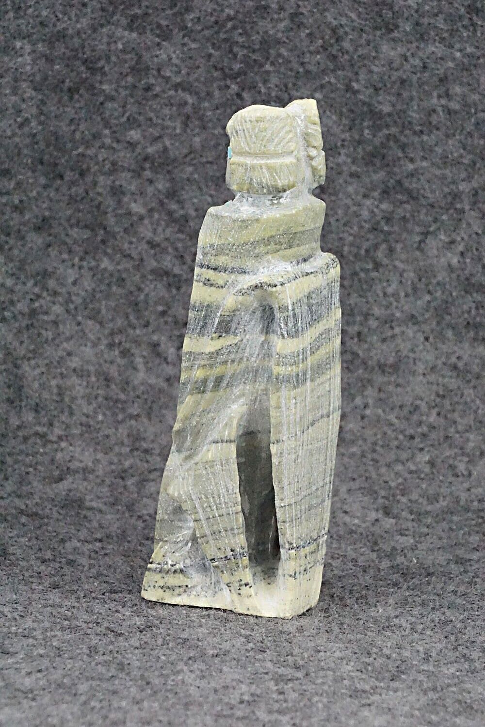 Corn Maiden Zuni Fetish Carving - Derrick Kaamasee