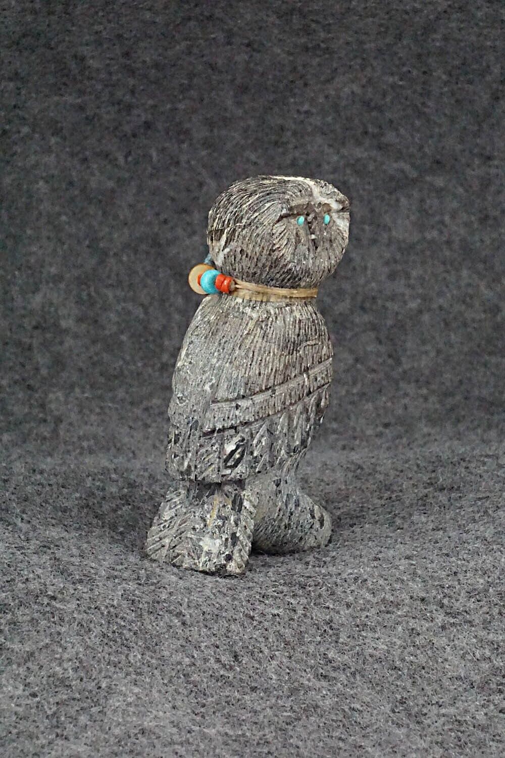 Owl Zuni Fetish Carving - Douglas Martza
