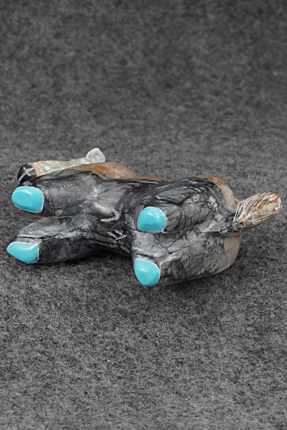 Horse Zuni Fetish Carving - Freddie Leekya