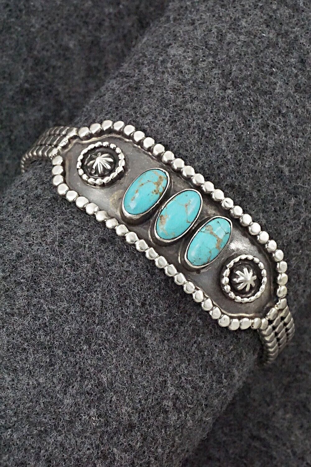 Turquoise & Sterling Silver Bracelet - Verley Betone