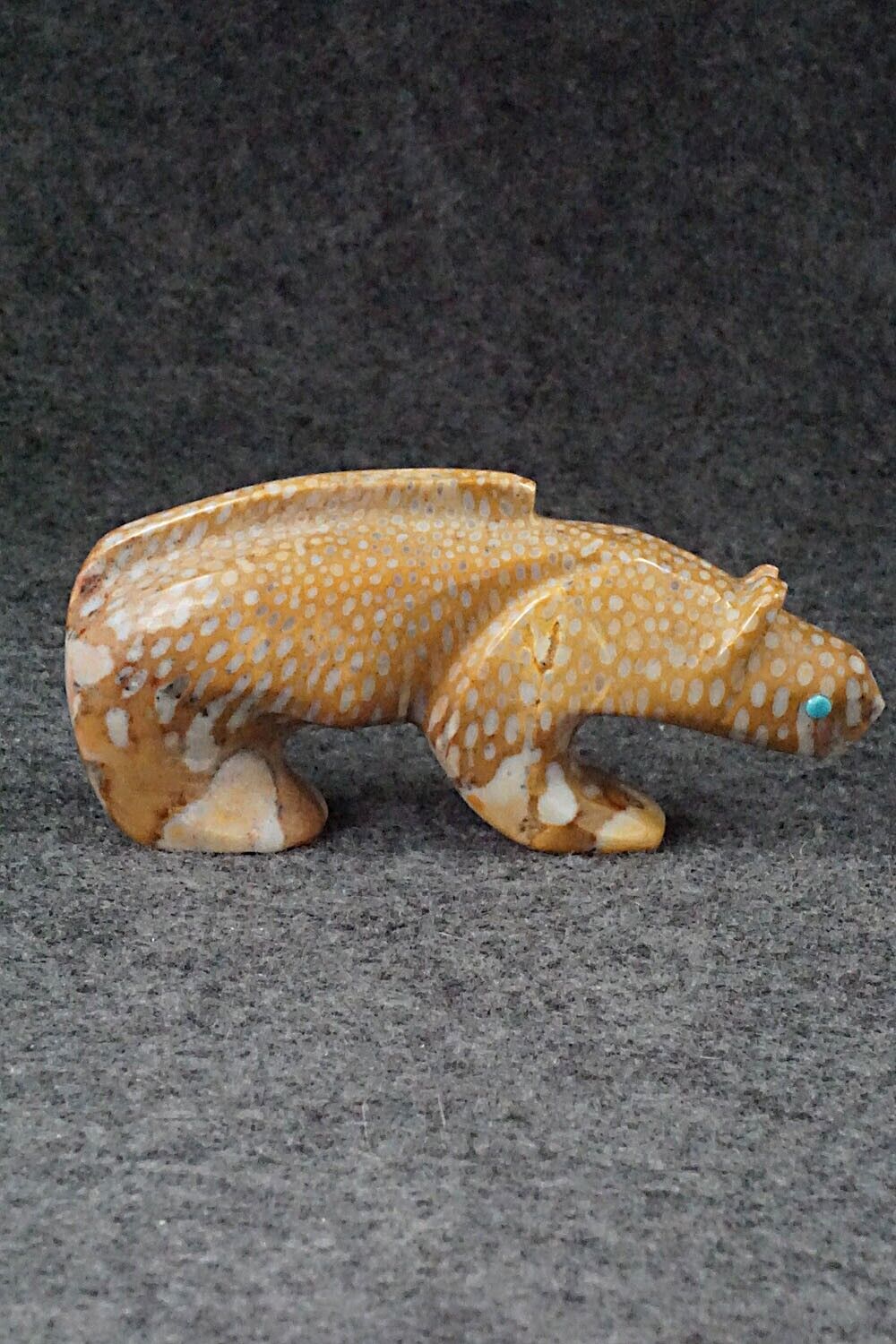 Mountain Lion Zuni Fetish Carving - Ronnie Lunasee