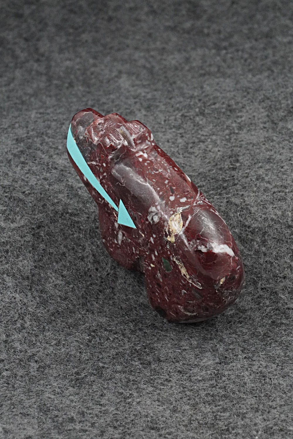 Bear Zuni Fetish Carving - Bernard Laiwakete