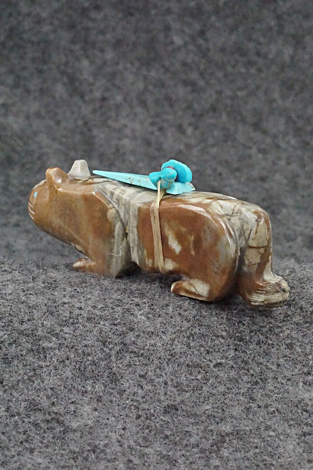 Mountain Lion Zuni Fetish Carving - Alex Tsethlikai