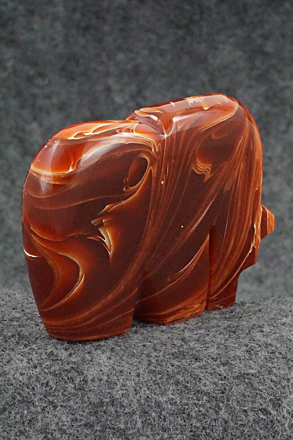 Bear Zuni Fetish Carving - Bernard Laiwakete