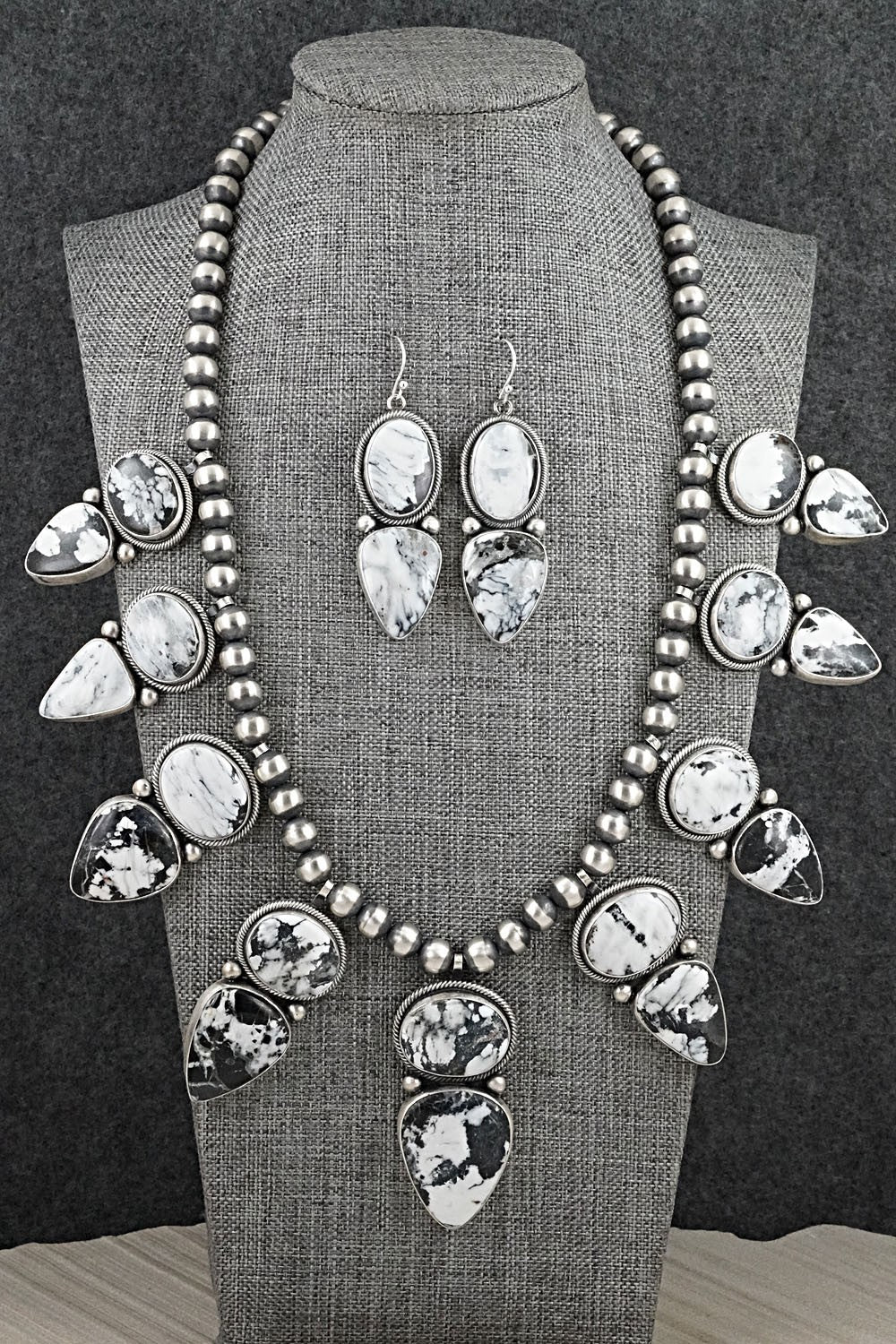 White Buffalo & Sterling Silver Necklace and Earrings Set - Mark Yazzie