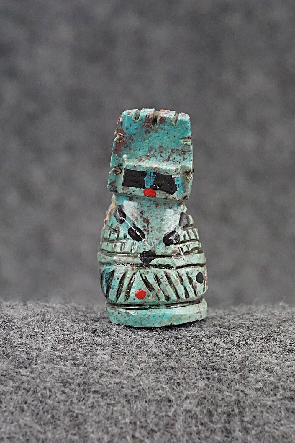Corn Maiden Zuni Fetish Carving - Carl Etsate