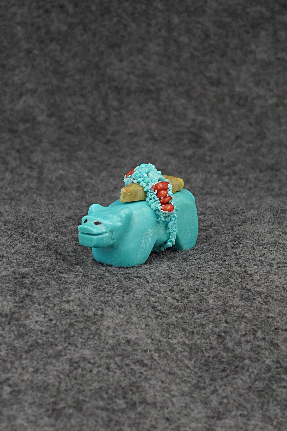 Bear Zuni Fetish Carving - Marvelita Phillips