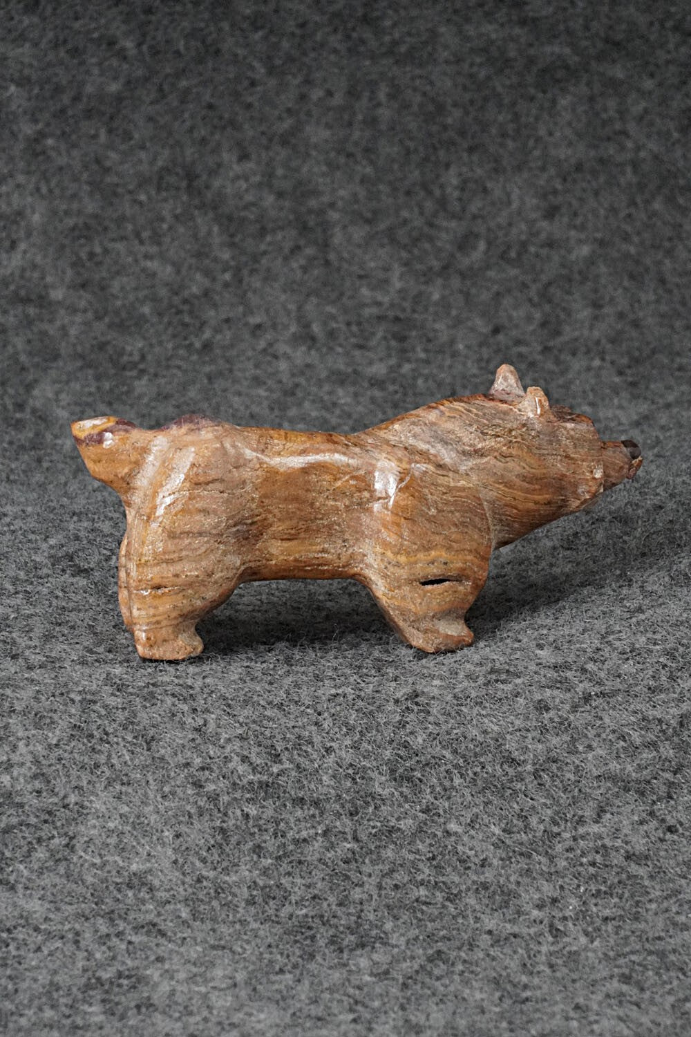 Bobcat Zuni Fetish Carving - Freddie Leekya