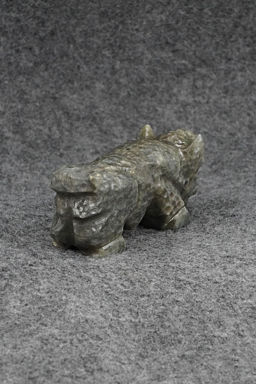 Buffalo Zuni Fetish Carving - Tony Mackel