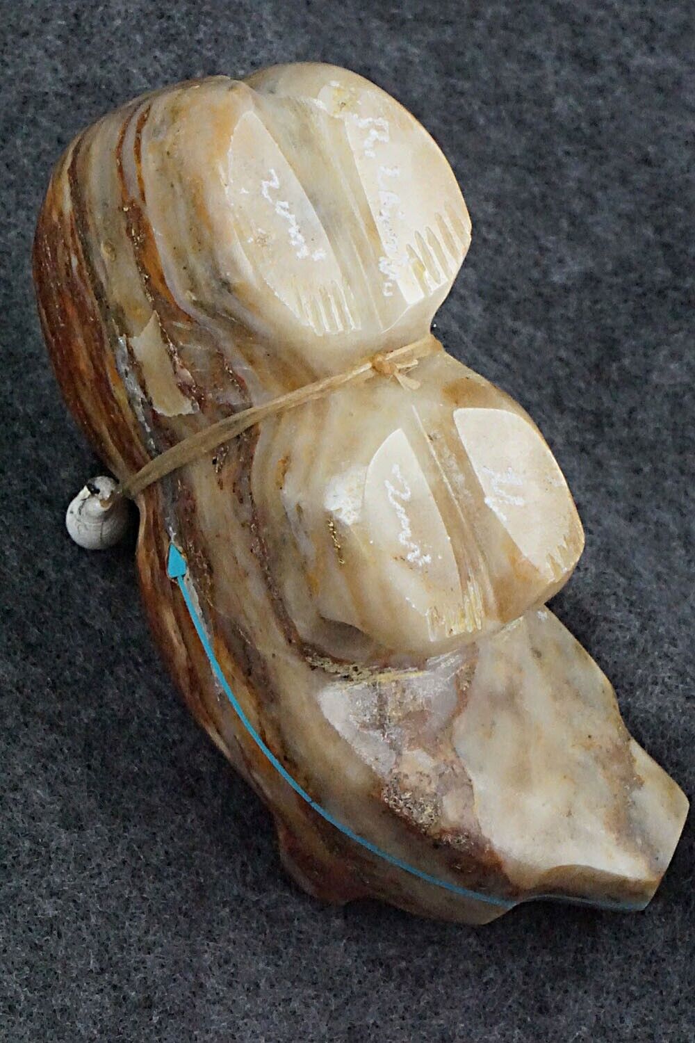 Bear Zuni Fetish Carving - Rodney Laiwakete