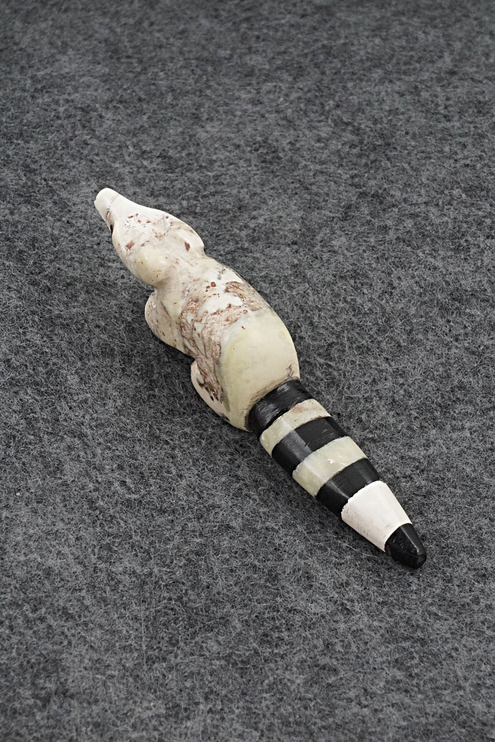 Raccoon Zuni Fetish Carving - Justin Red Elk