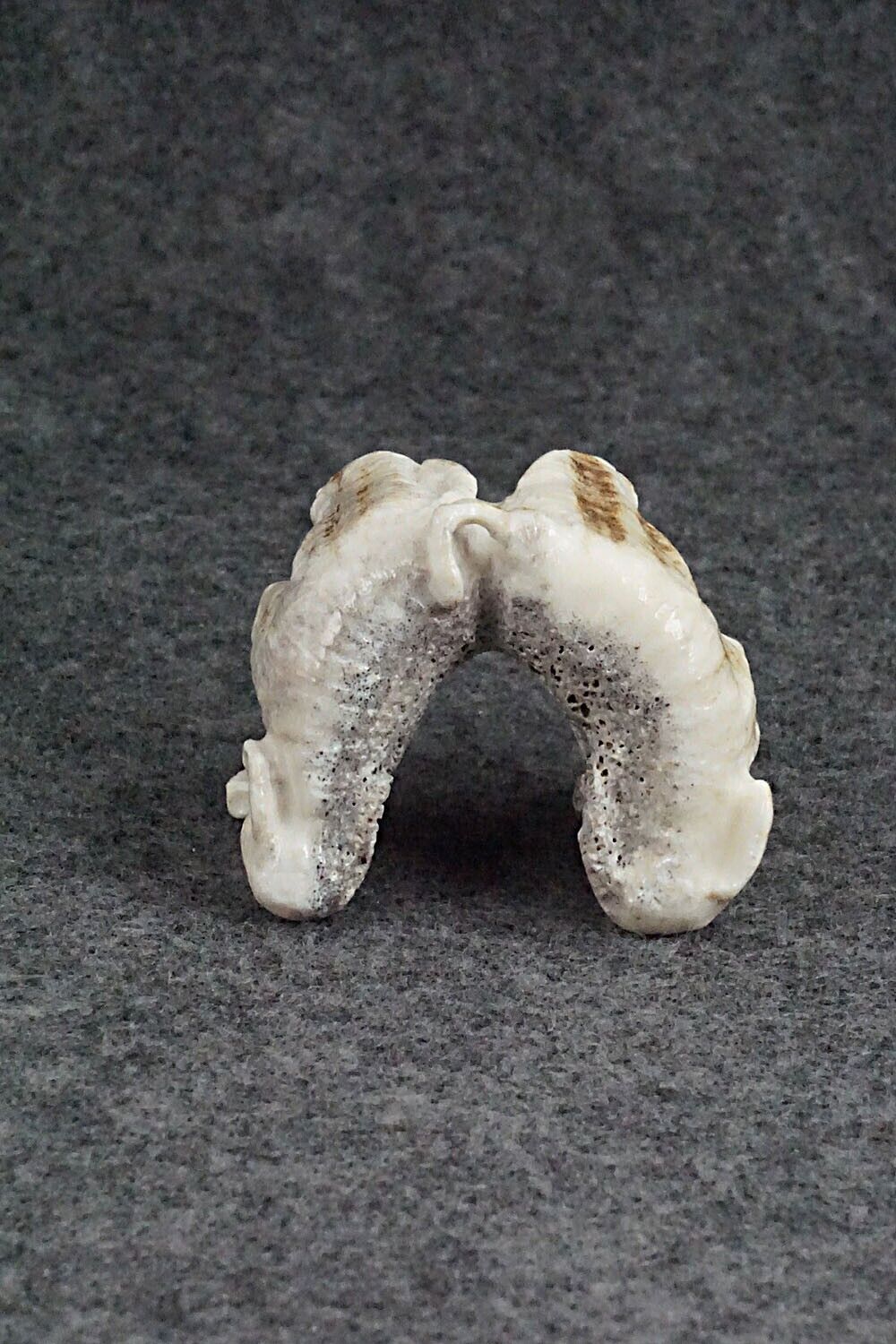 Elephants Zuni Fetish Carving - Maxx Laate