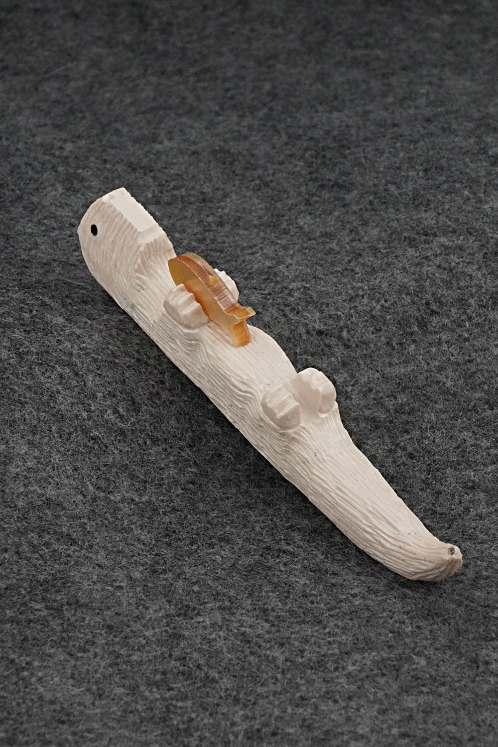Otter Zuni Fetish Carving - Jesus Espino