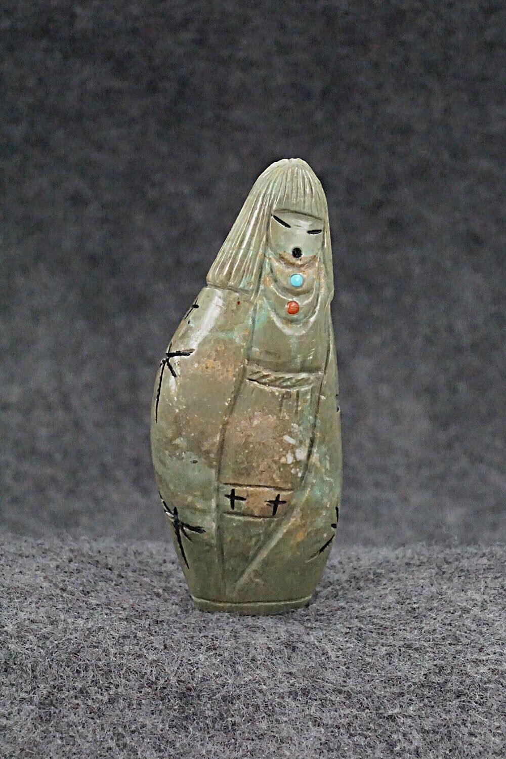 Corn Maiden Zuni Fetish Carving - Sandra Quandelacy
