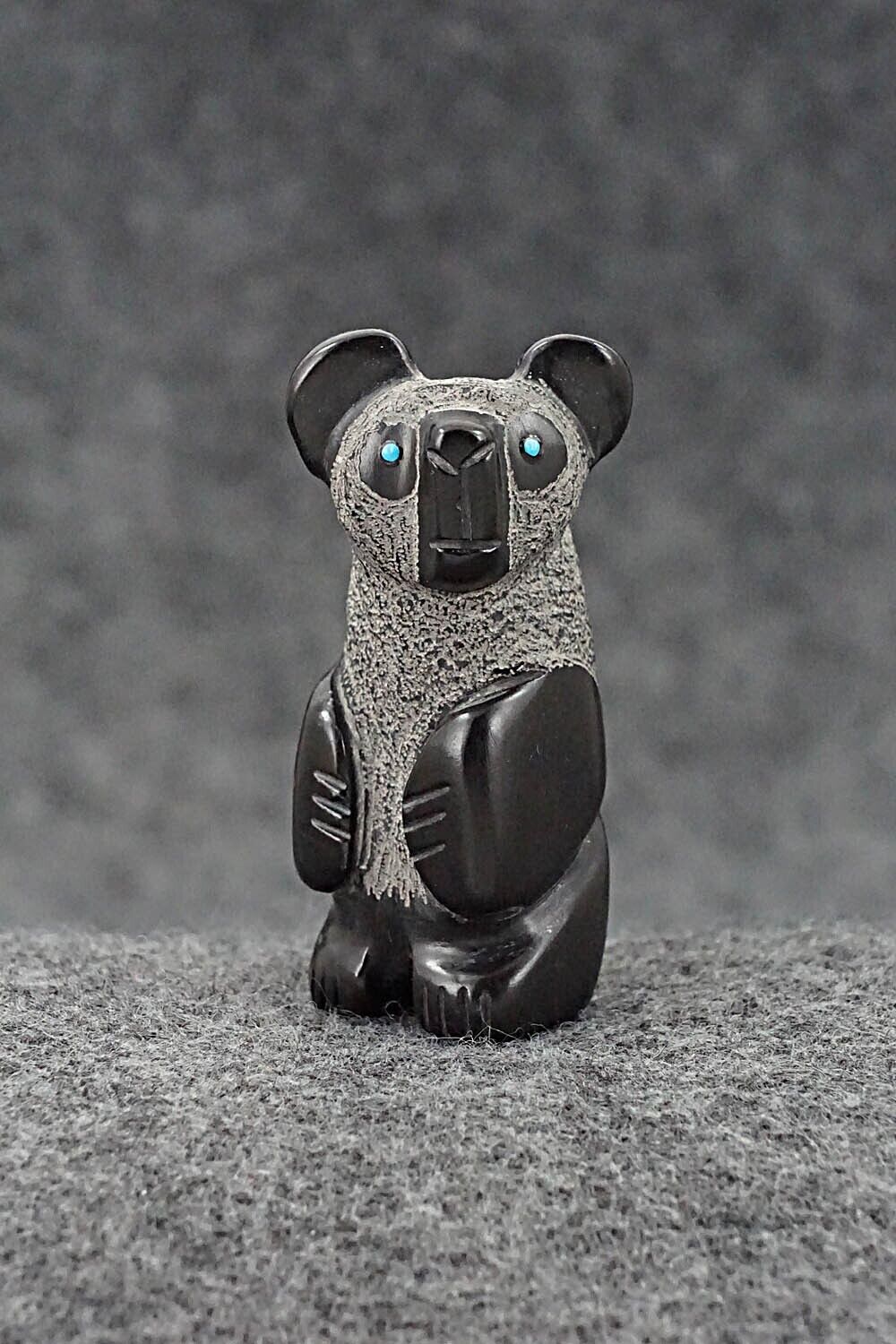 Bear Zuni Fetish Carving - Reynold Lunasee