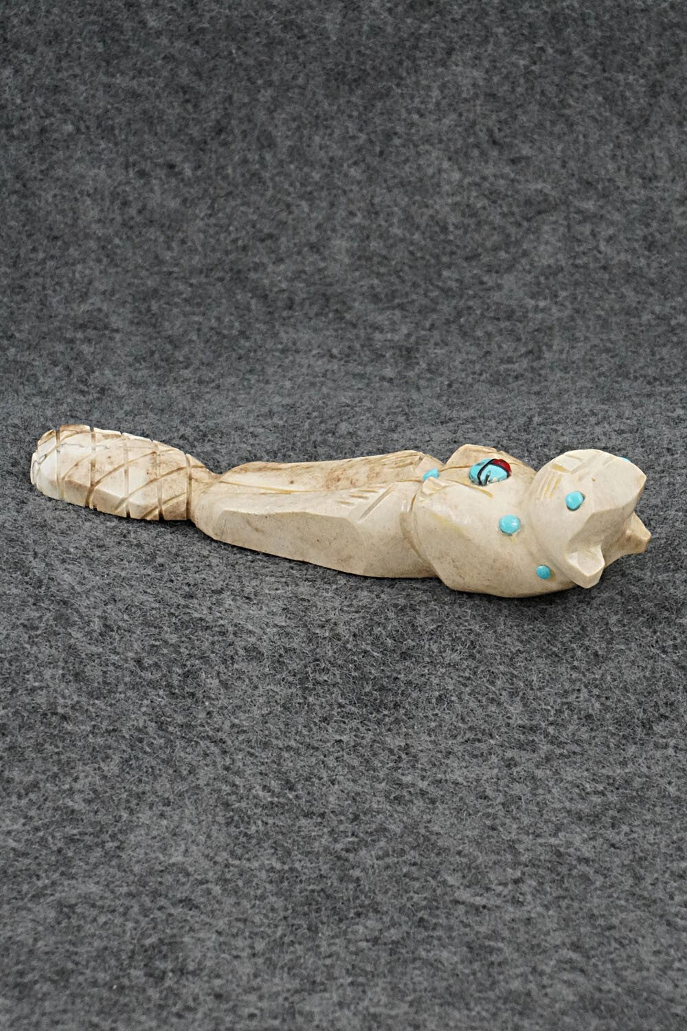 Otter Zuni Fetish Carving - Danette Laate