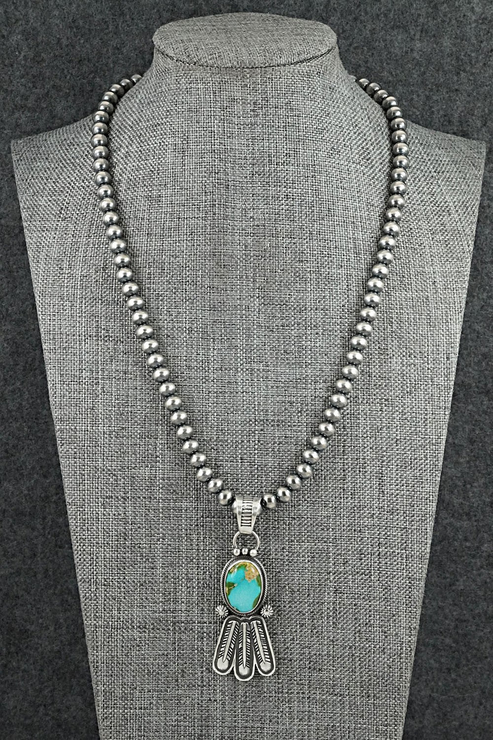 Turquoise & Sterling Silver Necklace - Verley Betone