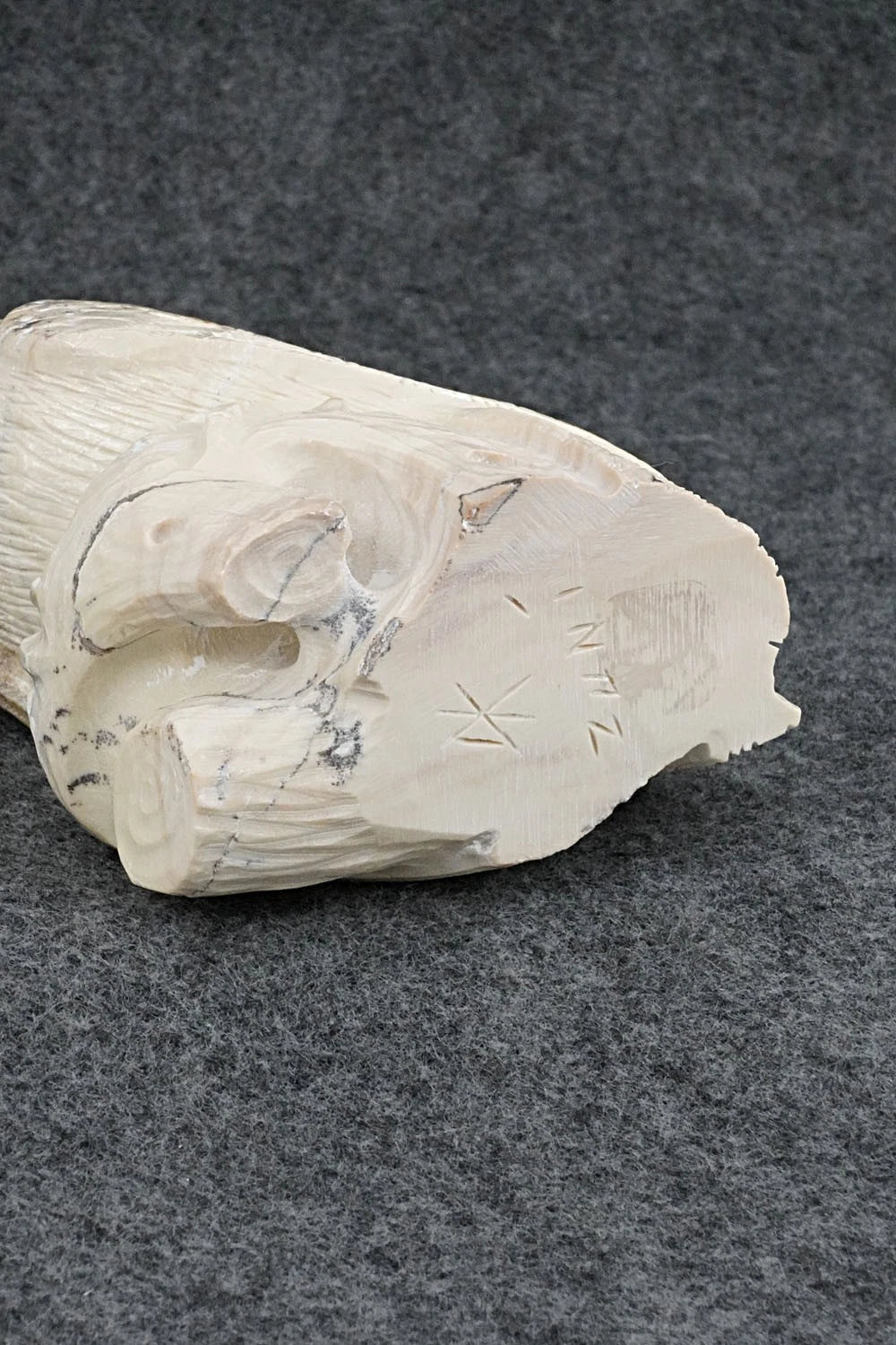 Owl Zuni Fetish Carving - Derrick Kaamasee